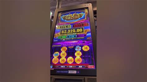 Bull Rush Pokie Game Features