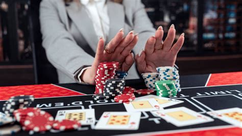 Illustrative image of common mistakes to avoid in online gambling