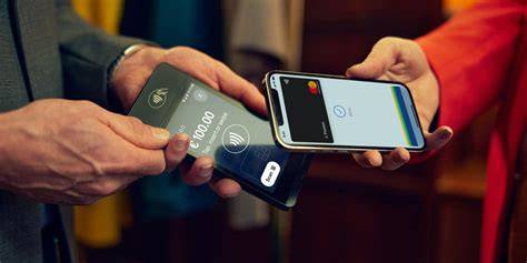 Various e-wallet payment options for Australians